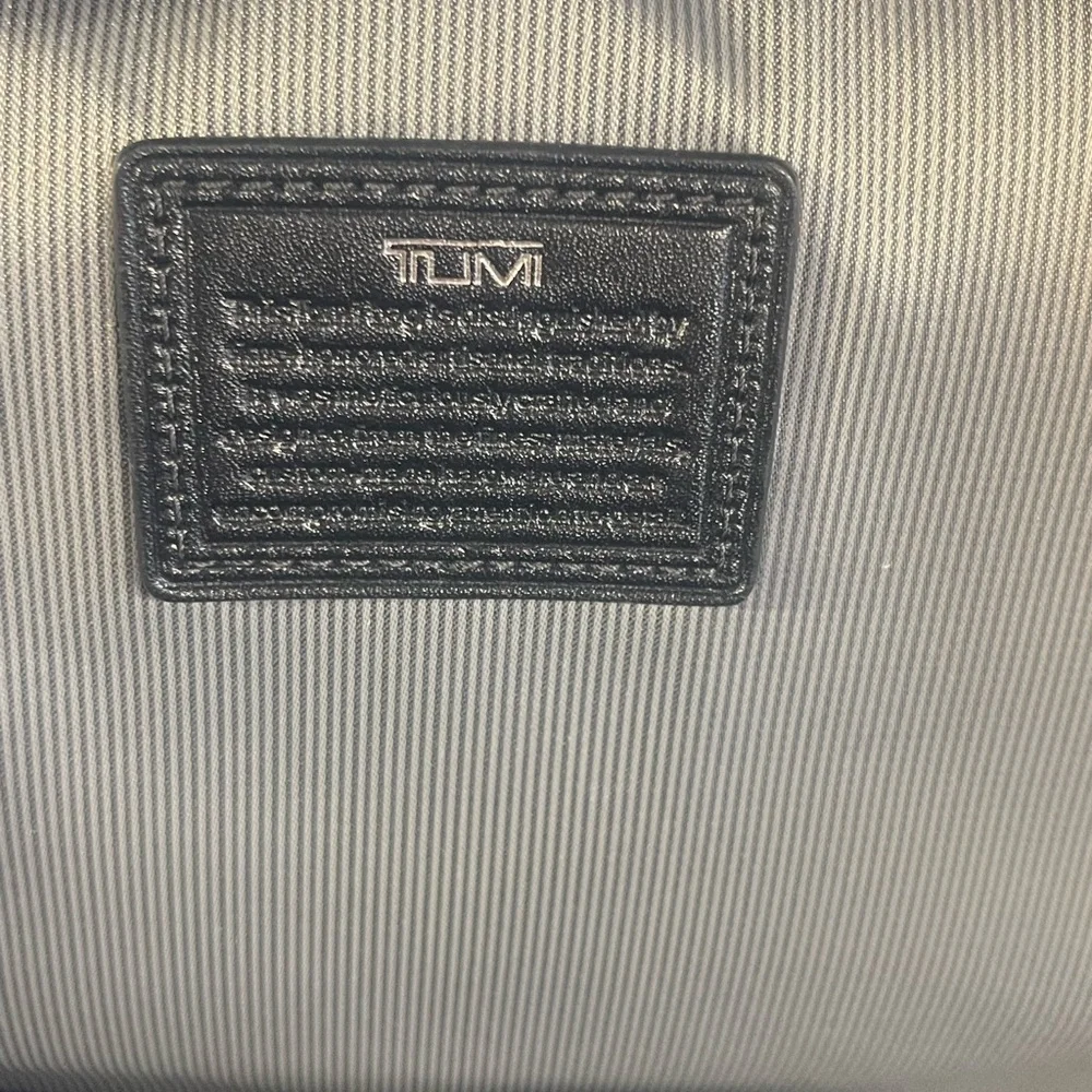 Tumi very nice
